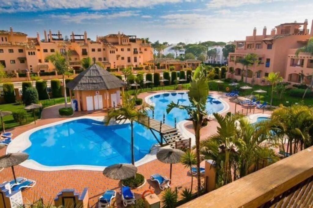 Costal Bliss Lägenhet Estepona Exteriör bild
